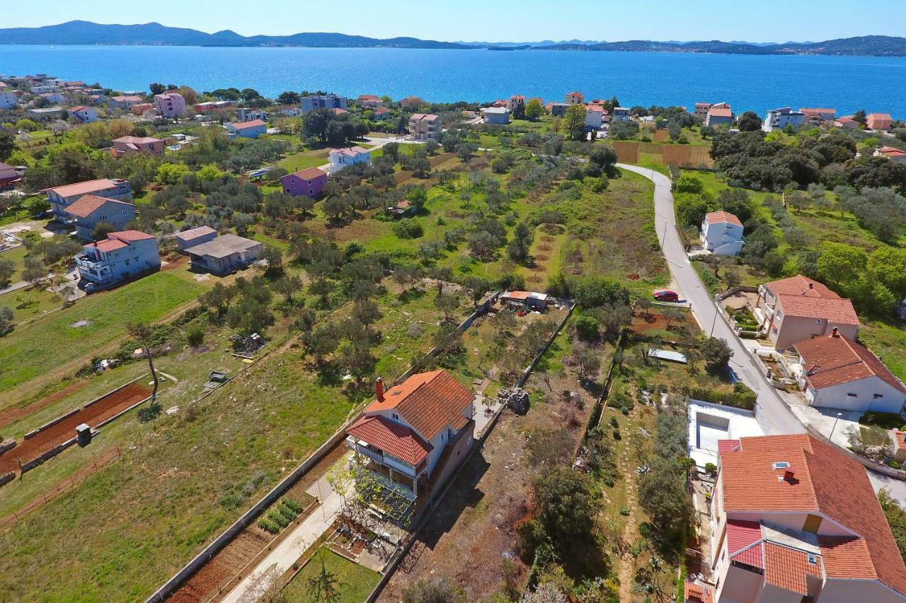 Large Gardens 2 Apartment Бибине Екстериор снимка