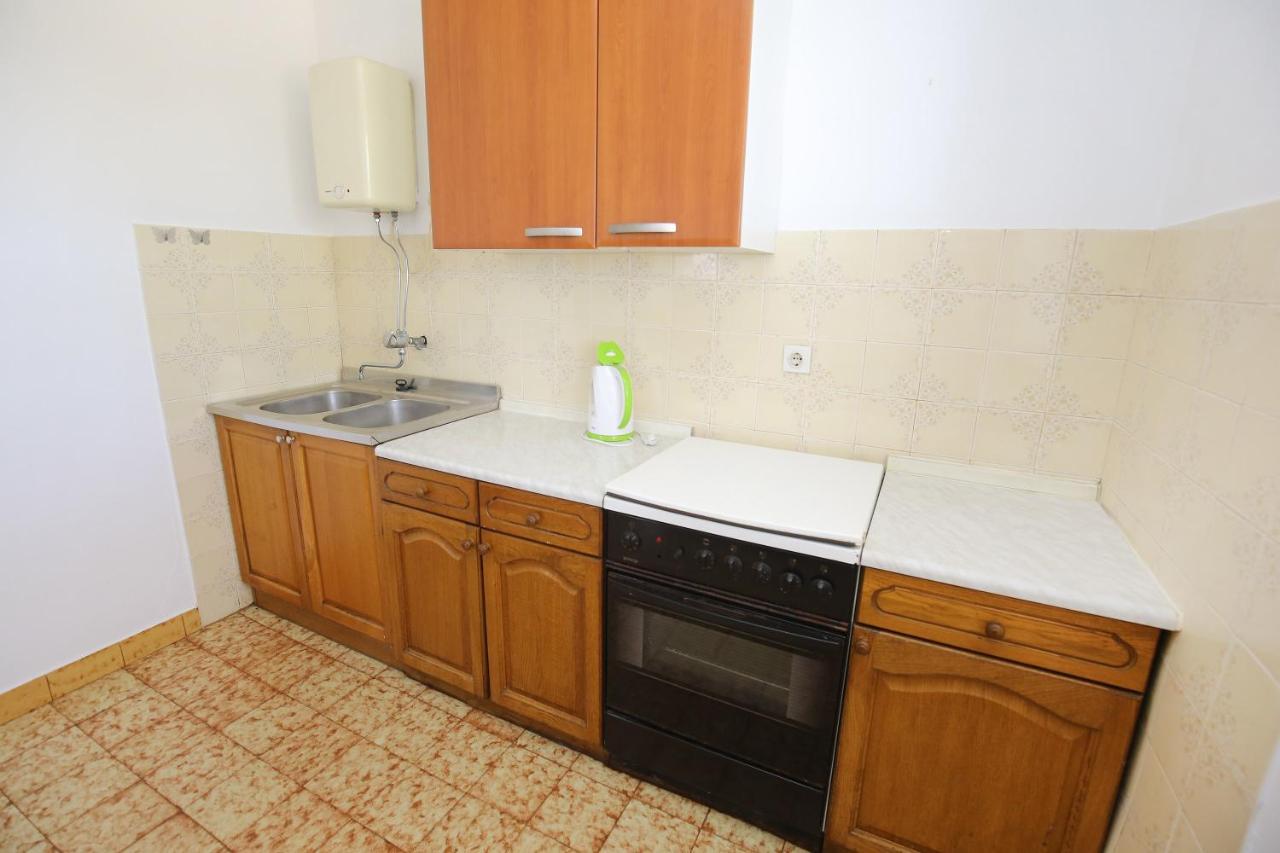 Large Gardens 2 Apartment Бибине Екстериор снимка